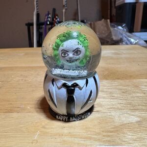Spirit Halloween Beetlejuice Happy Halloween Mini Snow Globe